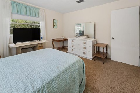 Villa ou maison à vendre à Keystone Heights, Floride: 4 chambres, 225.1 m2 № 2216930 - photo 24
