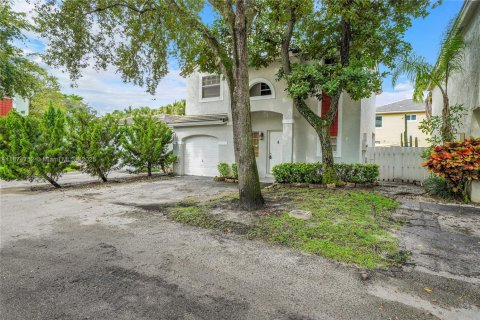 Casa en alquiler en Plantation, Florida, 3 dormitorios, 136.85 m2 № 1925875 - foto 5
