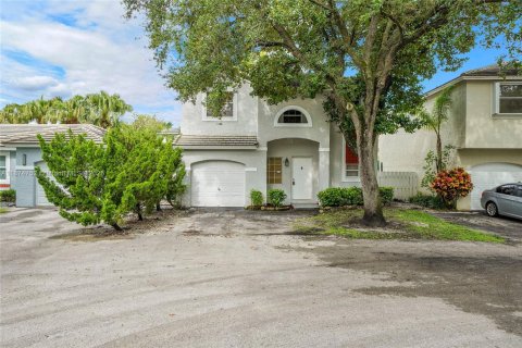 Casa en alquiler en Plantation, Florida, 3 dormitorios, 136.85 m2 № 1925875 - foto 3