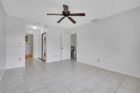 Casa en alquiler en Plantation, Florida, 3 dormitorios, 136.85 m2 № 1925875 - foto 14
