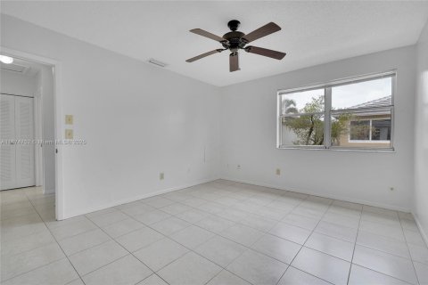 Casa en alquiler en Plantation, Florida, 3 dormitorios, 136.85 m2 № 1925875 - foto 15