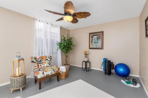 Casa en venta en Port Charlotte, Florida, 5 dormitorios, 298.4 m2 № 2106413 - foto 25