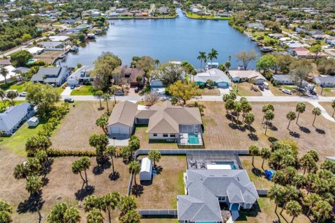 Casa en venta en Port Charlotte, Florida, 5 dormitorios, 298.4 m2 № 2106413 - foto 13
