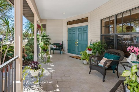 Casa en venta en Port Charlotte, Florida, 5 dormitorios, 298.4 m2 № 2106413 - foto 4