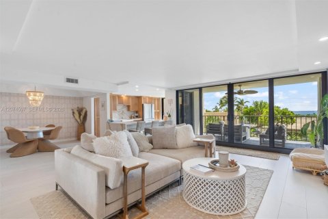 Condo in Fort Lauderdale, Florida, 2 bedrooms  № 2392901