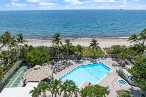 Condo in Fort Lauderdale, Florida, 2 bedrooms  № 2392901 - photo 26