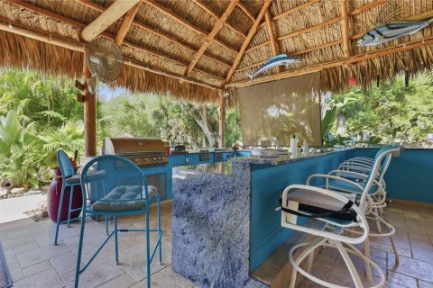 House in Sarasota, Florida 11 bedrooms, 754.37 sq.m. № 2141020 - photo 18