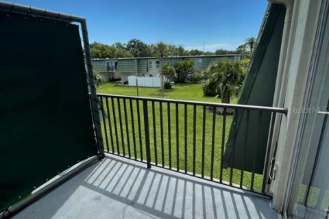 Condo in Clearwater, Florida, 2 bedrooms  № 2156243 - photo 6