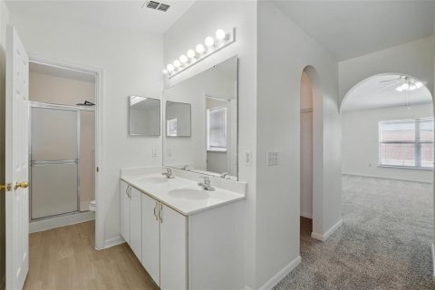 House in Winter Garden, Florida 4 bedrooms, 209.96 sq.m. № 1722215 - photo 21