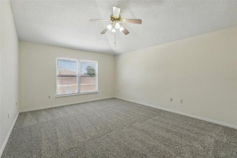 House in Winter Garden, Florida 4 bedrooms, 209.96 sq.m. № 1722215 - photo 19