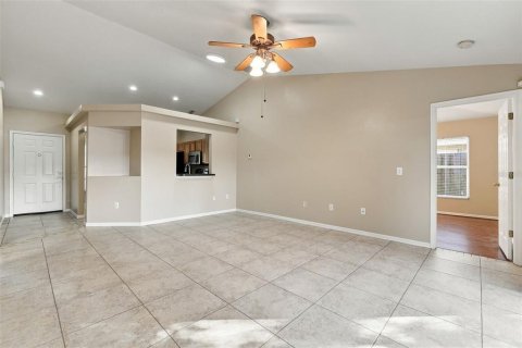Villa ou maison à louer à Orlando, Floride: 3 chambres, 110 m2 № 2420424 - photo 9