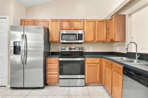Villa ou maison à louer à Orlando, Floride: 3 chambres, 110 m2 № 2420424 - photo 4