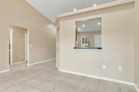 Villa ou maison à louer à Orlando, Floride: 3 chambres, 110 m2 № 2420424 - photo 8