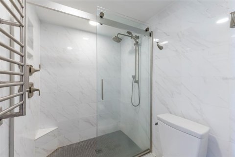 Condo in Bradenton, Florida, 2 bedrooms  № 1903522 - photo 20