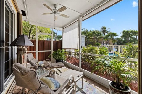 Casa en venta en Hollywood, Florida, 3 dormitorios, 200.95 m2 № 2378646 - foto 7