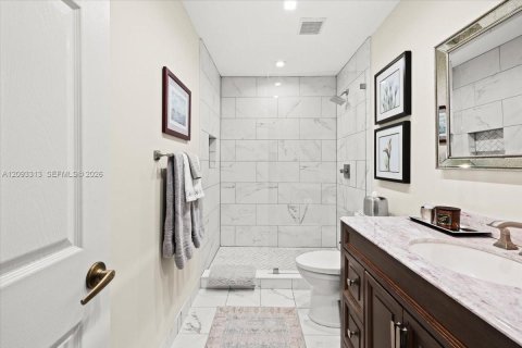Casa en venta en Hollywood, Florida, 3 dormitorios, 200.95 m2 № 2378646 - foto 18