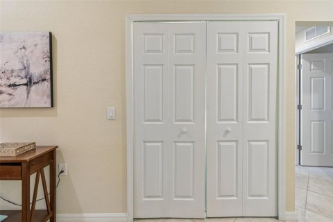 Copropriété à vendre à Bradenton, Floride: 2 chambres, 145.02 m2 № 2120783 - photo 17