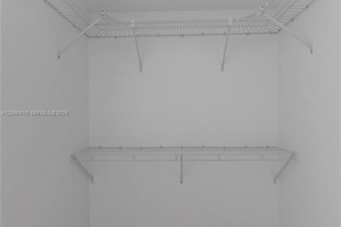 Copropriété à louer à Coral Gables, Floride: 2 chambres, 83.33 m2 № 2390026 - photo 7