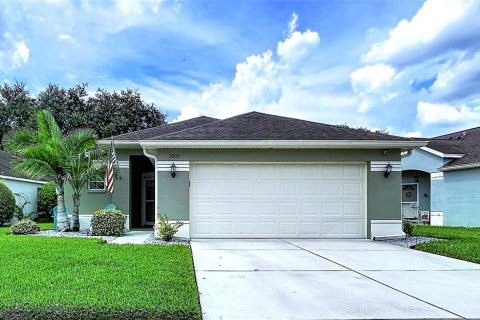 Villa ou maison à Wesley Chapel, Floride 2 chambres, 154.5 m2 № 2368764