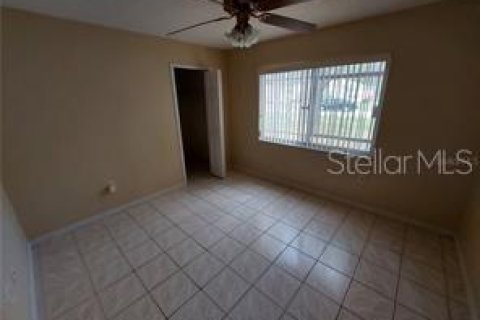 Villa ou maison à louer à Kissimmee, Floride: 3 chambres, 111.48 m2 № 1919297 - photo 3