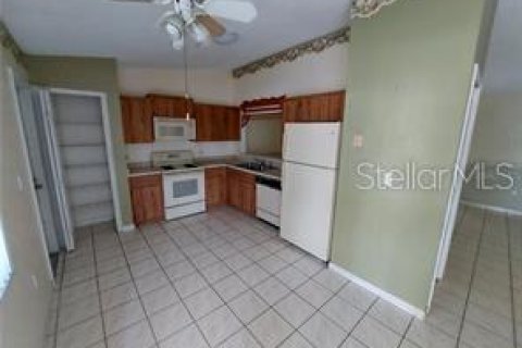 Villa ou maison à louer à Kissimmee, Floride: 3 chambres, 111.48 m2 № 1919297 - photo 6