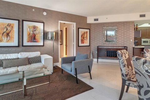 Copropriété à vendre à Sunny Isles Beach, Floride: 3 chambres, 134.43 m2 № 1860808 - photo 19