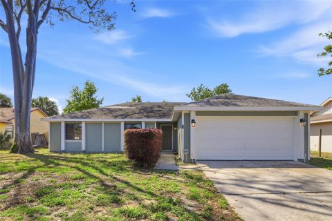 Villa ou maison à louer à Orlando, Floride: 3 chambres, 141.95 m2 № 2120146 - photo 3