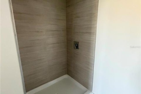 Copropriété à louer à Orlando, Floride: 2 chambres, 95.04 m2 № 2405157 - photo 7