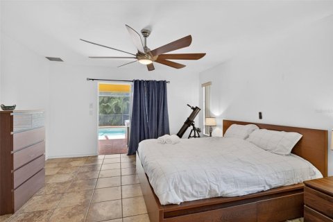 Villa ou maison à vendre à Cape Coral, Floride: 3 chambres, 168.34 m2 № 2114334 - photo 28