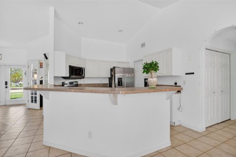 Villa ou maison à vendre à Cape Coral, Floride: 3 chambres, 168.34 m2 № 2114334 - photo 20