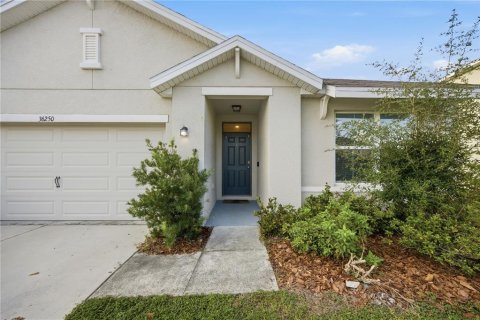 Casa en venta en Zephyrhills, Florida, 3 dormitorios, 155.33 m2 № 2237342 - foto 3