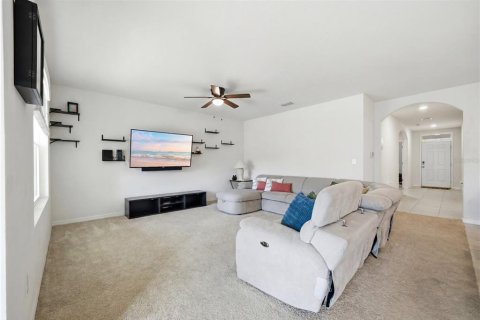 Casa en venta en Zephyrhills, Florida, 3 dormitorios, 155.33 m2 № 2237342 - foto 7