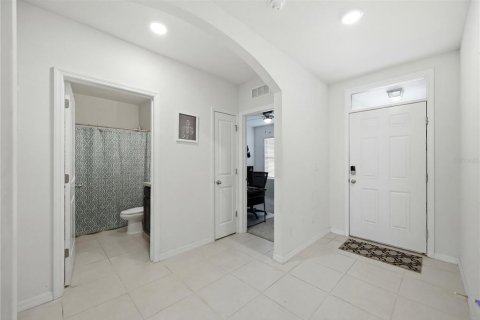 Casa en venta en Zephyrhills, Florida, 3 dormitorios, 155.33 m2 № 2237342 - foto 5