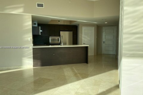 Снять в аренду кондоминиум в Санни-Айлс-Бич, Флорида 3 спальни, 138.61м2, № 1924852 - фото 9