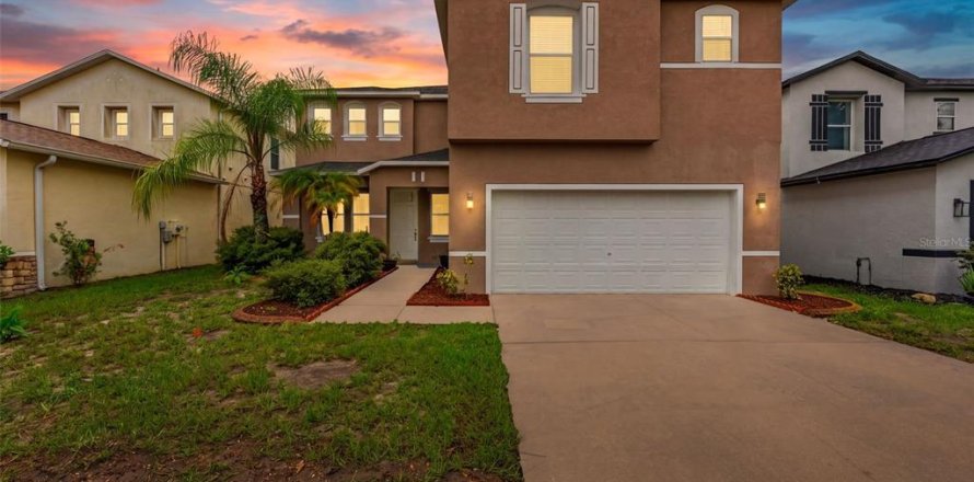 Casa en Riverview, Florida 4 dormitorios, 328.87 m2 № 2210178