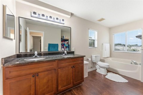 Casa en venta en Riverview, Florida, 4 dormitorios, 328.87 m2 № 2210178 - foto 29