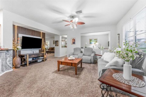 Casa en venta en Riverview, Florida, 4 dormitorios, 328.87 m2 № 2210178 - foto 11