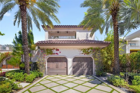 Casa en venta en Fort Lauderdale, Florida, 8 dormitorios, 1379.23 m2 № 1863947 - foto 17
