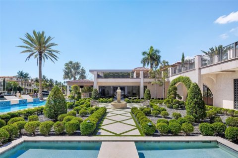 Casa en venta en Fort Lauderdale, Florida, 8 dormitorios, 1379.23 m2 № 1863947 - foto 24