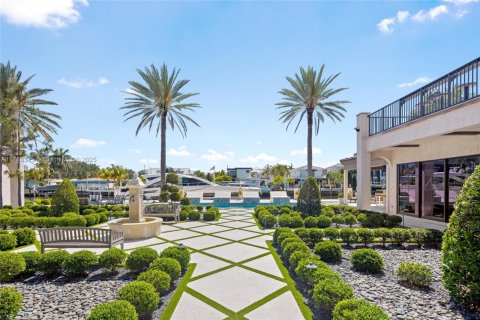 Casa en venta en Fort Lauderdale, Florida, 8 dormitorios, 1379.23 m2 № 1863947 - foto 25