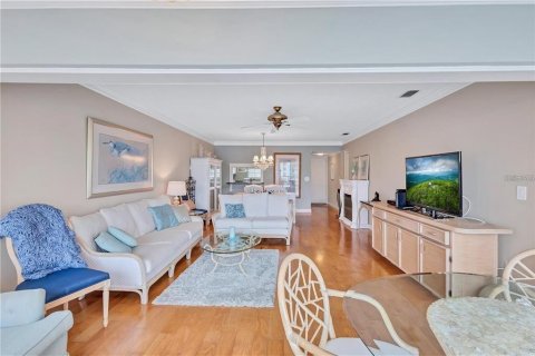 Condo in Clearwater, Florida, 2 bedrooms  № 1909257 - photo 15