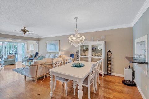 Condo in Clearwater, Florida, 2 bedrooms  № 1909257 - photo 7