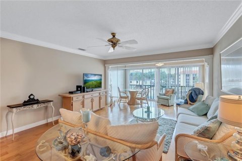 Condo in Clearwater, Florida, 2 bedrooms  № 1909257 - photo 11