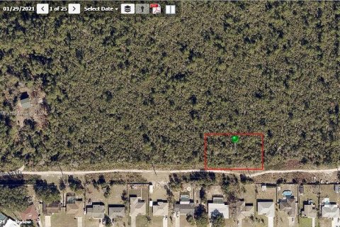 Propiedad comercial en Deltona, Florida № 2034665