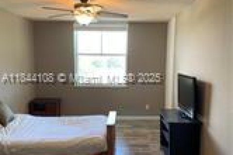 Condominio en alquiler en Dania Beach, Florida, 2 dormitorios, 94.76 m2 № 1850369 - foto 10
