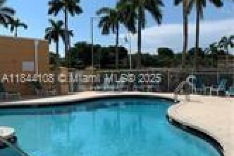 Condominio en alquiler en Dania Beach, Florida, 2 dormitorios, 94.76 m2 № 1850369 - foto 16