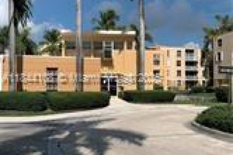 Condominio en alquiler en Dania Beach, Florida, 2 dormitorios, 94.76 m2 № 1850369 - foto 2
