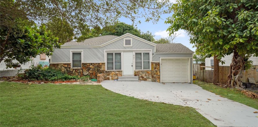 Casa en West Palm Beach, Florida 3 dormitorios № 1983926