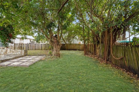 Casa en venta en West Palm Beach, Florida, 3 dormitorios № 1983926 - foto 24