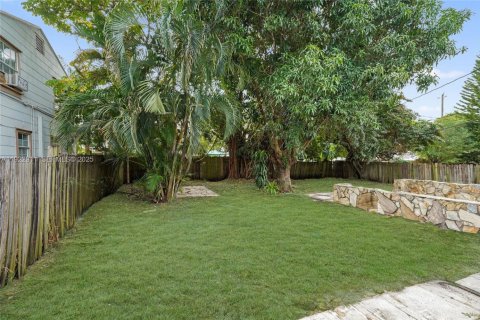 Casa en venta en West Palm Beach, Florida, 3 dormitorios № 1983926 - foto 25